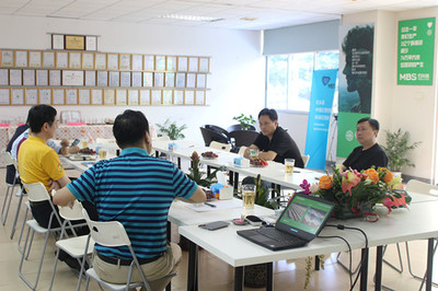 石頭造環?？萍?引領石塑降解材料的創新與高填充低密度技術應用