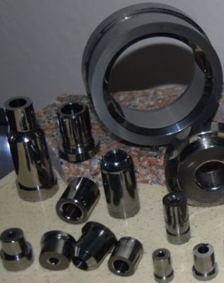 鎢鋼襯套生產(chǎn)與加工的專(zhuān)業(yè)選擇——東莞市大朗弘瑞精密模具配件加工廠